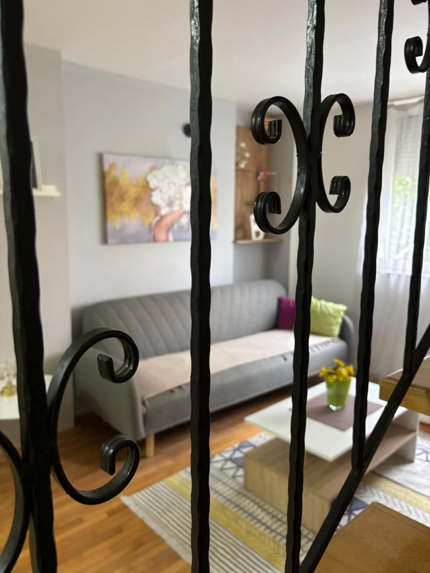 Mia'S Duplex Apartment Скопие Екстериор снимка